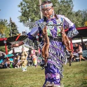 Meet your Posher, Ronika